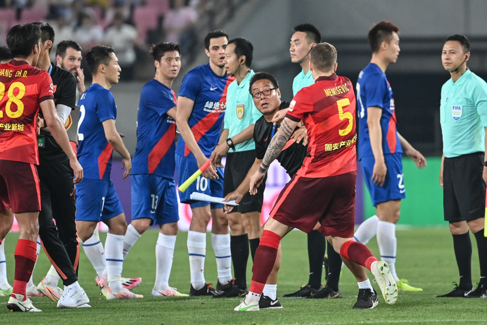 包含申花胜负成谜！战平重庆力帆，定位球成金点的词条