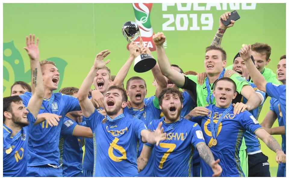 乌克兰队拼尽全力，保持不败(乌克兰队拼尽全力,保持不败的精神)